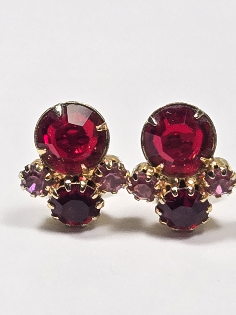 Vintage Gold Tone Red and Pink Crystal Cluster Clipon Earrings